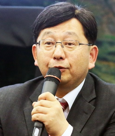 Yuji Hosaka