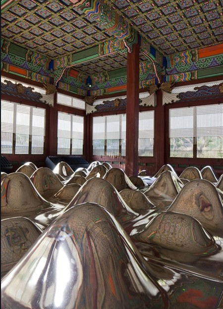 디자이너 하지훈이 국립현대미술관 덕수궁관 주관으로 지난 2012년 덕수궁 덕흥전에서 시행했던 아트프로젝트.