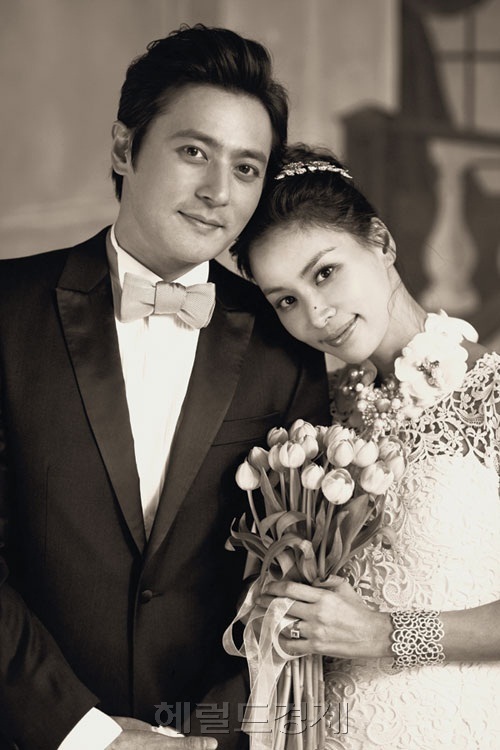 장동건(좌부터/영화배우/탤런트),고소영(영화배우/탤런트)
한국의 브란젤리나(브래드 피트-안젤리나 졸리) 커플로 불리는 톱스타 부부 장동건·고소영이 예쁜 딸을 얻었다.