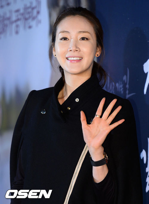 최지우(영화배우/탤런트)
최지우가 YG엔터테인먼트로 이적함에 따라 배우 차승원, 정혜영, 장현성 등과 한솥밥을 먹게 됐다.