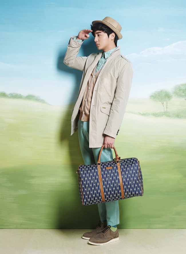로이킴(김상우/가수)
로이킴이 컨템포러리 브리티시 트래디셔널 캐주얼 헤리토리(HERITORY)의 2014년 새 모델로 발탁됐다.
