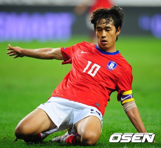박주영(축구선수/아스날FC포워드)
지구촌 축구 잔치가 100일 앞으로 다가오는 날, 사상 첫 원정 8강을 노리는 홍명보호는 절체절명의 시험무대에 오른다.