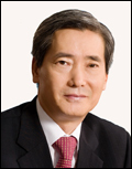 조건식(전기업인/전공무원)
현대아산이 3일 금강산 관광 재개에 대비해 조건식 전 사장을 신임 대표이사 사장으로 내정했다.
