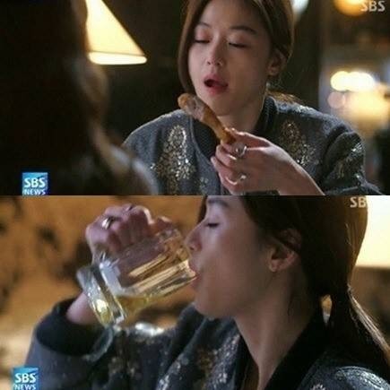 전지현(왕지현/영화배우)
국내 드라마 ‘별에서 온 그대'의 인기가중국열도를 들썩거리고 하고 있다.