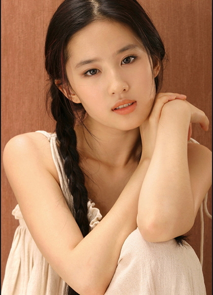 유역비(劉亦菲/LiuYifei/영화배우/가수)
중국 인기 여배우 유역비(류이페이)의 미모가 화제다.