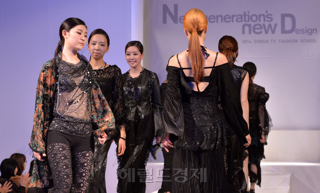 5일 오후 서울패션아트홀에서 동아TV 패션스쿨 디아프(DIAF)의 신진디자이너 패션쇼가 열렸다.