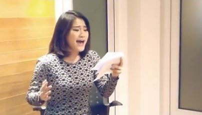손승연(가수/포츈엔터테인먼트)
가수 손승연이 부른 ‘렛 잇 고(Let it go)’가 ‘엔터테인먼트 위클리(Entertainment Weekly)’가 선정한 ‘톱10’에 이름을 올려 화제다.