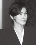 이서현(기업인/제일모직부사장/제일기획부사장/미국패션디자이너협회위원)
흔히 ‘패스트 패션’으로도 불리는 ‘SPA(Speciality retailer of Private label Apparel)’ 산업은 21세기 최고의 돈벌이 중 하나다. 편하고 실용적이고 합리적인 ‘패스트 패션’에 전 세계 젊은이들은 매년 수십조원을 기꺼이 바치고 있다.