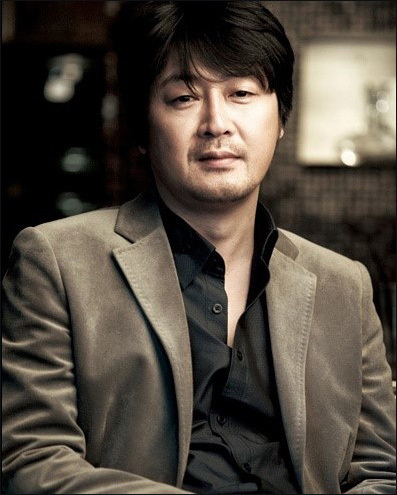 김윤석(영화배우/탤런트)
정우와 김윤석, 한효주와 김희애가 각각 남녀 주인공을 맡아 동일 인물의 20년 전-후를 연기한다. 영화 ‘쎄시봉’에서다. 영화 투자배급사 CJ엔터테인먼트는 김윤석, 정우, 한효주, 김희애 등 4명의 주연배우를 확정한 영화 ‘쎄시봉’의 제작계획을 10일 밝혔다.
