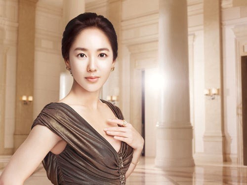박주미(탤런트/영화배우)
화장품브랜드 미샤가 10일과 11일 양일간 새봄맞이 세일을 진행한다.