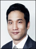 이태성(기업인/세아홀딩스상무)
세아그룹 3세인 이태성<사진>세아홀딩스 상무(전략기획본부장)가 선친인 고 이운형 회장의 1주기를 맞아 ‘강철 경영’의 의지를 되새겼다. 이 상무는 오는 21일 세아홀딩스 주주총회를 거쳐 사내이사로 선임되며 본격적인 경영 활동에 나설 예정이다.