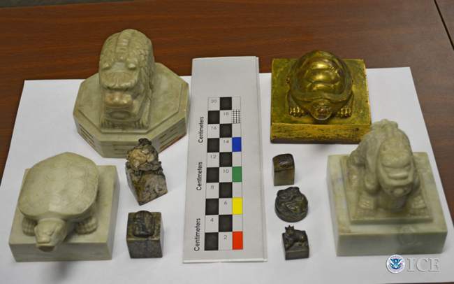 Four national seals and five royal signets of Korea seized by the U.S. customs agency in November 2013.   U.S. Immigration and Customs Enforcement