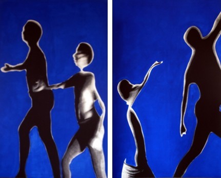 프란체스카 마티 White Shadow on Blue,Diptychwith video projection,two paintings on canvas, 200x125 cm(each), projector, 2006 [사진제공=표갤러리]