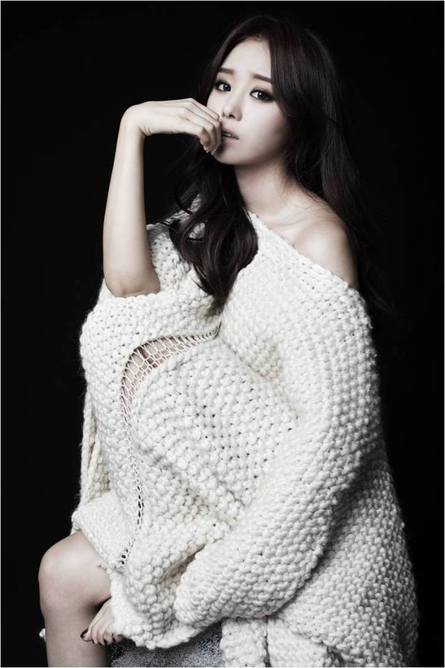 송지은(가수/시크릿)
탄탄한 스토리와 이보영 조승우의 미친 존재감으로 시청률 상승세를 기록하고 있는 SBS 월화 드라마 ‘신의 선물-14일’ (연출 이영훈, 극본 최란)에 시크릿의 활약이 돋보여 화제다.