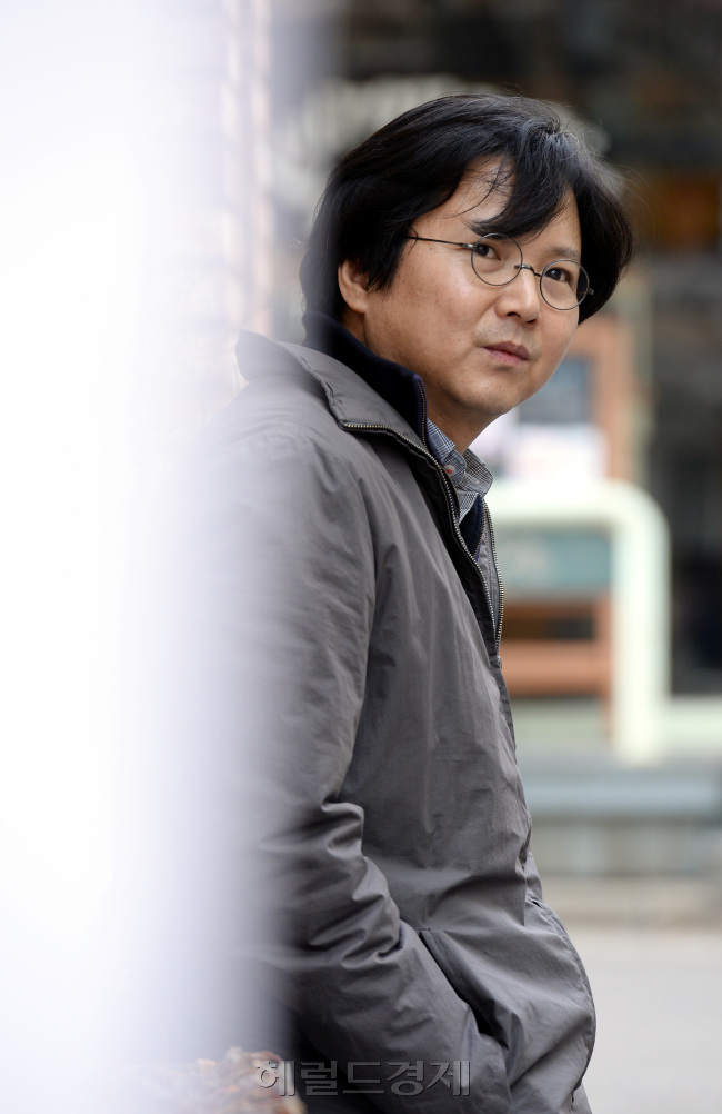 영화 '찌라시' 김광식 감독 인터뷰./안훈 기자 rosedale@ 2014.02.19
영화 '찌라시' 김광식 감독 인터뷰./안훈 기자 rosedale@ 2014.02.19