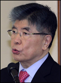 김중수(한은총재/전대학총장/한국은행총재)
김중수 한국은행 총재는 17일 “이제 선진 경제를 중심으로 경제가 회복되고 있다”고 말했다.