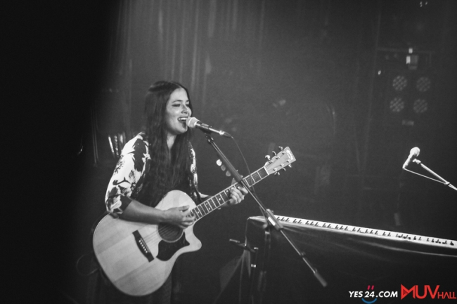 Rachael Yamagata performs in Seoul on March 14.   Southern Star Entertainment