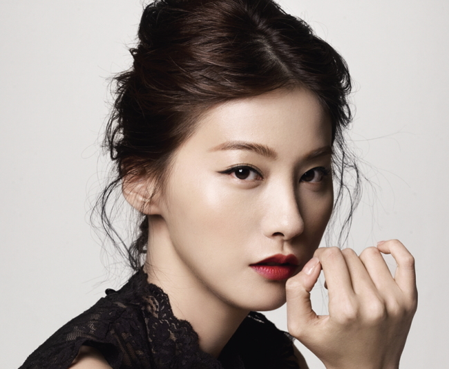 유인영(탤런트/영화배우)
배우 유인영(30)이 드라마 ‘별에서 온 그대’ 촬영 전부터 전지현(33)을 의식했다고 고백해 화제다.
[사진출처=헤럴드경제DB]