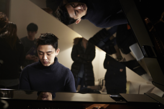 유아인(엄홍식/탤런트/영화배우)
배우 유아인 측이 최근 잡음이 심했던 서울 경찰청 홍보단 지원을 최종 포기했다고 밝혔다