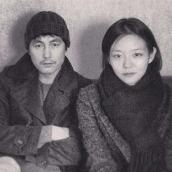 정우성(좌부터/영화배우/탤런트),이솜(모델/탤런트)
이솜 정우성 인증샷이 공개돼 누리꾼들의 이목을 집중시키고 있다.