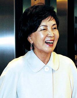 홍라희(미술인/리움관장)
More and more women are becoming rich, but they still remain a minority in the world of the superrich despite their improving status and active participation in society.