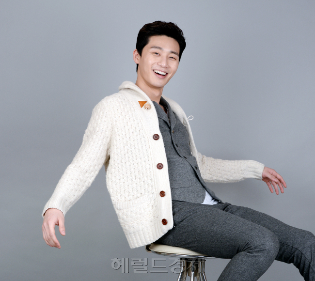 배우 박서준 본사방문. 박현구 기자phko@heraldcorp.com 2014.02.27
배우 박서준 본사방문. 박현구 기자phko@heraldcorp.com 2014.02.27