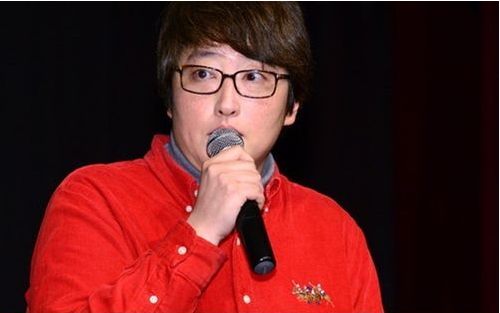 변영주(영화감독)
변영주 감독이 드라마 ‘밀회’의 안판석 감독을 극찬했다.