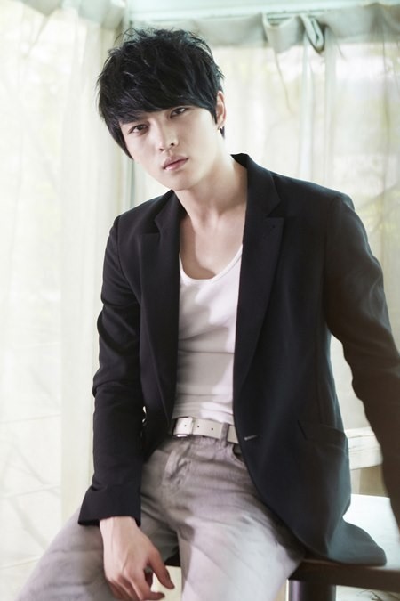 재중(김재중/가수/영화배우/JYJ)
JYJ의 김재중이 MBC 새 월화드라마 ‘트라이앵글’(가제) 출연을 확정했다.
