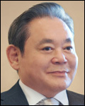 이건희(기업인/국제기관단체인/삼성전자회장)
삼성그룹이 오는 22일 창립 76주년을 맞는다. 하지만 이날이 토요일인 데다, 올해가 만(滿)으로 ‘0’이나 ‘5’로 끝나는 해도 아니어서 삼성은 별도의 기념식을 갖지 않고 조용히 창립기념일을 보낼 예정이다.
