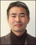 장현국(기업인/아이오엔터테인먼트대표)
게임업체 위메이드엔터테인먼트는 장현국 부사장(사진)을 새 대표이사로 내정했다고 20일 밝혔다. 장 신임 대표는 KAIST 대학원을 졸업하고 1996년 넥슨에서 게임업계와 인연을 맺었다. 이 후 네오위즈게임즈 최고재무책임자, 네오위즈모바일 대표 등을 지냈다. 지난해 6월부터는 위메이드에 합류해 대외업무를 총괄했다.