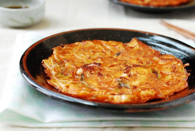 Kimchijeon (Korean Bapsang)