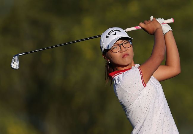 Lydia Ko tees off on the 17th hole on Saturday.   AFP-Yonhap