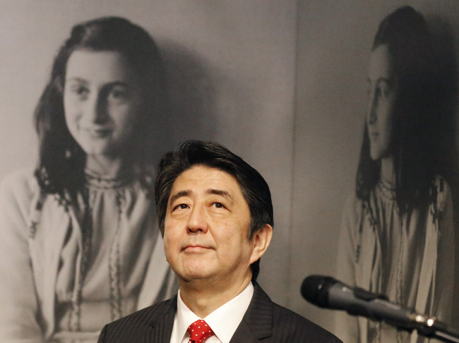 아베신조(AbeShinzo/정치인/일본총리)