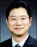 윤웅섭(기업인/일동제약대표이사사장)
일동제약(대표 이정치)은 정연진(65) 대표이사 사장을 대표이사 부회장으로, 윤웅섭(46·사진) 대표이사 부사장을 대표이사 사장으로 승진 발령했다고 24일 밝혔다.