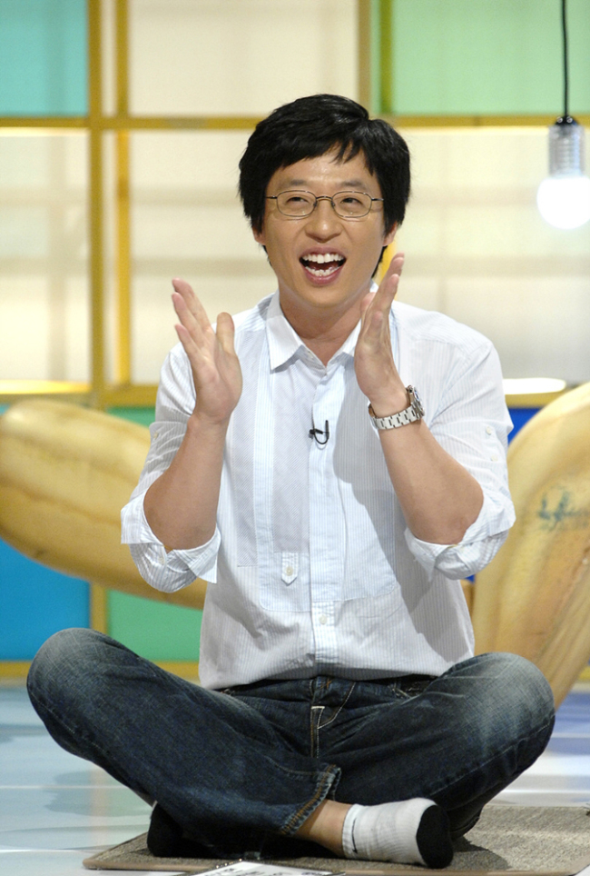유재석(MC/개그맨)
예능계 최고 스타 유재석을 영입하기 위한 연예기획사의 움직임이 분주하다. 유재석이‘ 해피투게더’ 녹화장에서 스타쉽엔터테인먼트 김시대 대표를 한 차례 만난 이후 SM C&C와 YG엔터테인먼트와도 접촉을 시도한 것으로 알려지고 있다.
