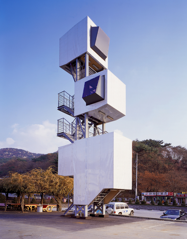 “1SQMH” (1 Square Meter High) by French architect Didier Fiuza Faustino   APAP