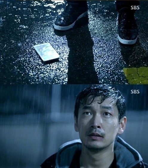 조승우(영화배우/뮤지컬배우)
SBS 월화드라마 ‘신의 선물’ 엔딩에서 이보영이 납치되는 장면이 방송됐다.
