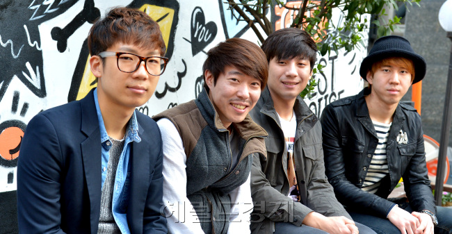 밴드 페인터스<br /><br />윤병찬기자/yoon4698@heraldcorp.com
밴드 페인터스
윤병찬기자/yoon4698@heraldcorp.com