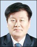 김경배(기업인/현대글로비스대표이사)
현대글로비스가 31일 김경배 대표이사 사장의 지난해 보수총액이 8억4600만원이라고 공시했다.