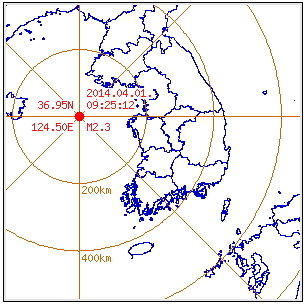 1일 대전지방기상청에 따르면 이날 오전 4시48분께 태안군 서격렬비도 서북서쪽 100㎞ 해역에서 규모 5.1의 지진이 발생했다. 진앙은 북위 36.95도, 동경 124.50도 지점.
이번 지진은 1978년 기상대 관측 이후 역대 2번째로 큰 규모다.
지진이 일어나면 사람들은 지진 후 진동에 의해 깨닫지만 일부 동물들은 사전에 예민한 행동을 하는 것으로 알려졌다.
