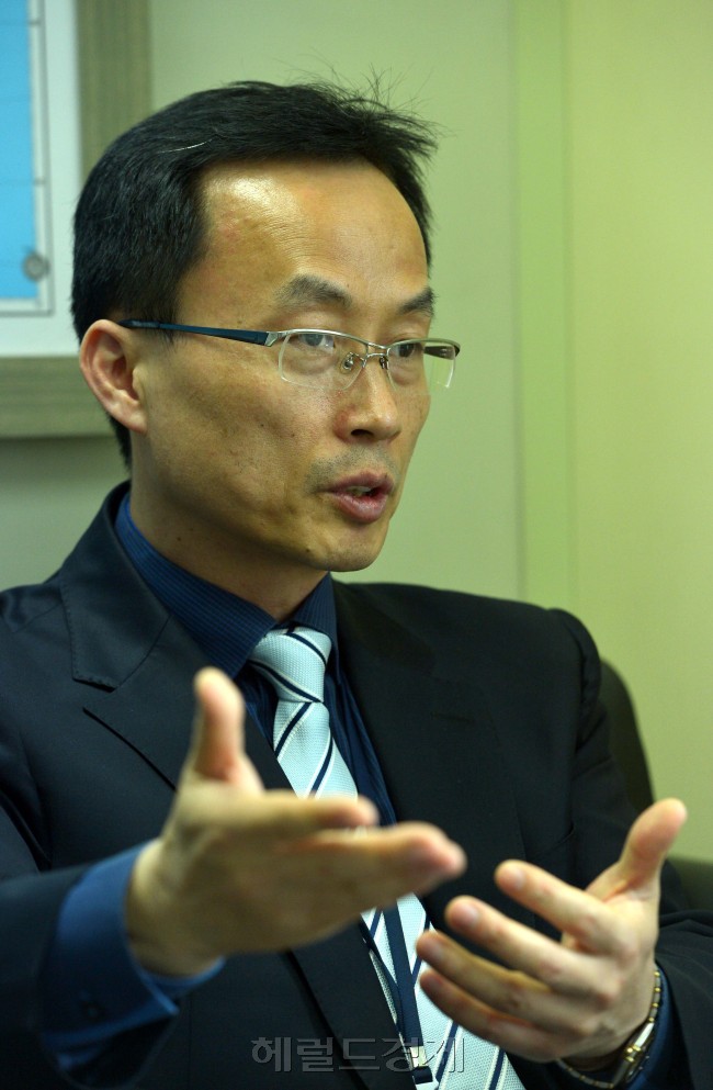 외교부 오성환 에너지 안보과장<br /><br />윤병찬기자/yoon4698@heraldcorp.com