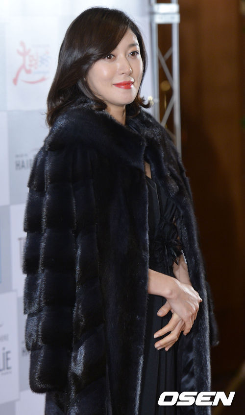 장영남(영화배우/연극배우)
배우 장영남(40)이 첫 아이를 출산했다.