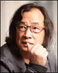 변추석(공기업인/한국관광공사사장)
한국관광공사 제23대 사장에 변추석<사진> 전 국민대 교수가 취임했다. 변 신임사장은 취임사를 통해 “관광은 융복합산업”이라면서 “범정부적으로 관광산업을 미래의 성장동력으로 전략 육성하고자 하는 상황에서 앞으로도 관광산업 발전을 위해 희망과 비전을 남다르게 가질 것”이라고 밝혔다.