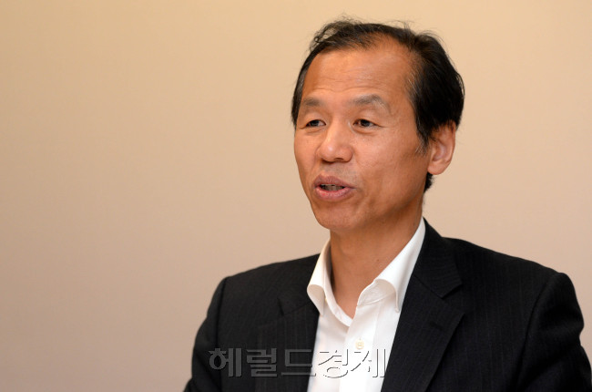 최문순 강원지사.이길동기자.gdlee@heraldcorp.com
최문순 강원지사.이길동기자.gdlee@heraldcorp.com
최문순 강원지사.이길동기자.gdlee@heraldcorp.com