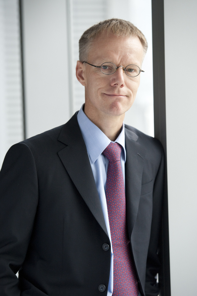 Louis Kuijs, chief economist for Korea and China at RBS.   RBS