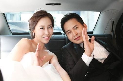 황은정(탤런트/뮤지컬배우)
배우 윤기원이 과거 ‘라디오스타’ 출연 당시에도 아내 황은정 자랑을 잊지 않았다.