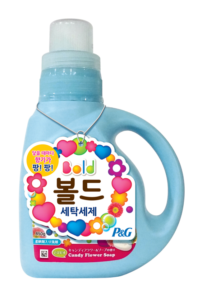 홈플러스는 P&G의 섬유유연제 함유 세탁세제 ‘볼드’를 10일부터 전국 139개 전 점포 및 인터넷쇼핑몰(www.homeplus.co.kr)에서 선보인다.
‘볼드’는 최근 일본 세탁세제 브랜드 시장점유율 15.4%가량을 차지하고 있는 인기 세제로 국내 대형마트 매장에 선보이는 것은 이번이 처음이다.