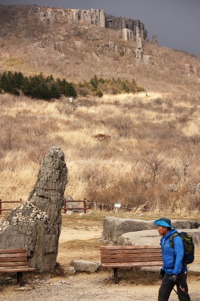 Wonhyosa Temple, originally built during the Silla Kingdom, is at the north end of Mudeungsan National Park in Gwangju. (Matt Crawford/The Korea Herald)