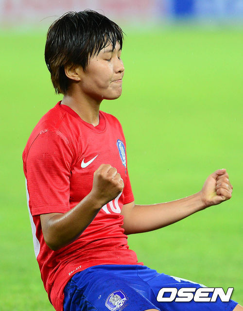 지소연(축구선수/첼시FC레이디스)
지소연(23, 첼시 레이디스)이 이름을 알리는데는 1분이면 충분했다.