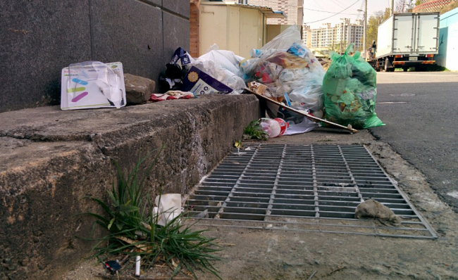 A street corner in Gumi, North Gyeongsang Province, where a baby boy was found dead in a plastic garbage bag   Yonhap